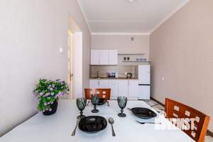 3-к квартира, посуточно, 125м2, 1/1 этаж