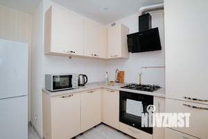 2-к квартира, посуточно, 42м2, 1/1 этаж