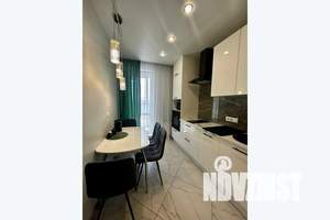 1-к квартира, посуточно, 40м2, 3/23 этаж