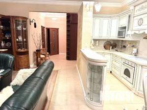 2-к квартира, посуточно, 70м2, 1/1 этаж