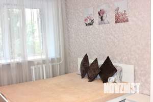 1-к квартира, посуточно, 35м2, 3/10 этаж