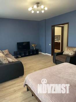 1-к квартира, посуточно, 49м2, 8/12 этаж