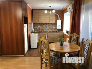 3-к квартира, посуточно, 48м2, 3/5 этаж