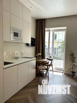 Студия квартира, посуточно, 21м2, 1/3 этаж