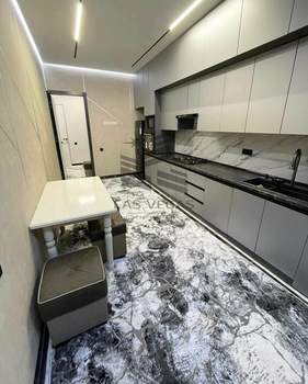 3-к квартира, на длительный срок, 120м2, 3/5 этаж