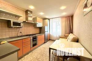 1-к квартира, посуточно, 40м2, 4/10 этаж