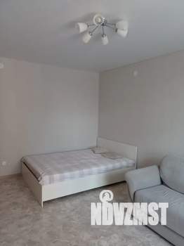 1-к квартира, посуточно, 38м2, 6/18 этаж