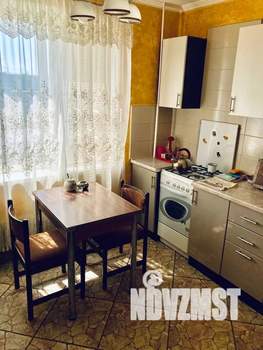 1-к квартира, посуточно, 37м2, 9/10 этаж