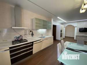 3-к квартира, на длительный срок, 140м2, 4/10 этаж