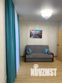 1-к квартира, посуточно, 37м2, 7/9 этаж