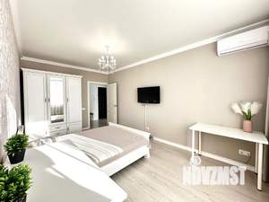 1-к квартира, посуточно, 41м2, 13/18 этаж