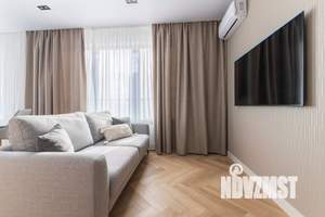1-к квартира, посуточно, 61м2, 1/1 этаж