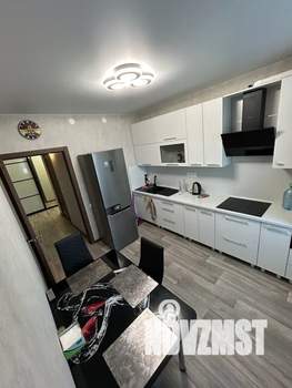1-к квартира, посуточно, 40м2, 5/20 этаж