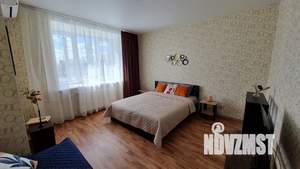 1-к квартира, посуточно, 43м2, 3/10 этаж