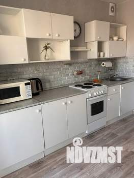 1-к квартира, посуточно, 39м2, 9/10 этаж