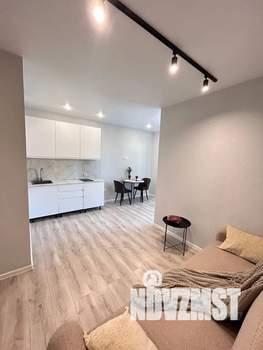 Студия квартира, посуточно, 35м2, 6/22 этаж