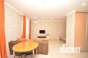 1-к квартира, посуточно, 40м2, 10/10 этаж
