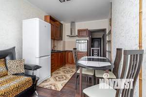 1-к квартира, посуточно, 42м2, 5/25 этаж