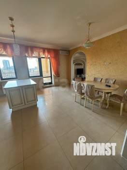 4-к квартира, на длительный срок, 220м2, 8/18 этаж