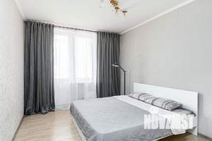 2-к квартира, посуточно, 75м2, 1/1 этаж