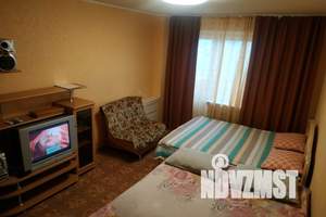 1-к квартира, посуточно, 40м2, 8/10 этаж