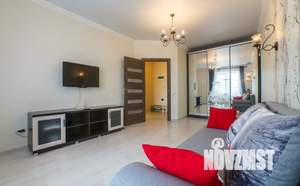 1-к квартира, посуточно, 42м2, 7/10 этаж