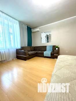 1-к квартира, посуточно, 50м2, 2/9 этаж