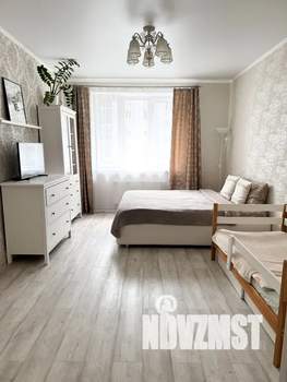 1-к квартира, посуточно, 43м2, 4/12 этаж