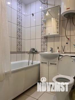 Студия квартира, посуточно, 32м2, 10/19 этаж