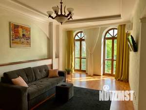 1-к квартира, посуточно, 60м2, 2/5 этаж