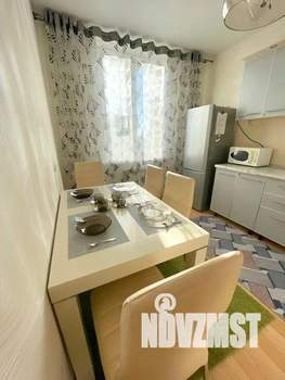 1-к квартира, посуточно, 50м2, 1/1 этаж
