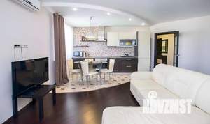 1-к квартира, посуточно, 70м2, 1/1 этаж