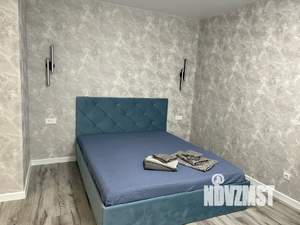 1-к квартира, посуточно, 33м2, 7/10 этаж