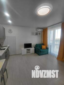 Студия квартира, посуточно, 35м2, 9/19 этаж