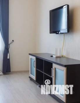 1-к квартира, посуточно, 42м2, 7/10 этаж
