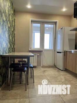 2-к квартира, посуточно, 60м2, 1/1 этаж