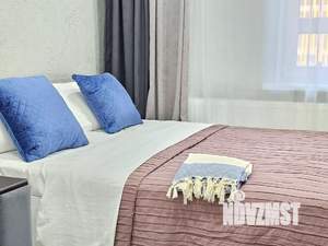 Студия квартира, посуточно, 30м2, 3/25 этаж