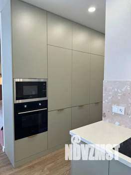 Студия квартира, посуточно, 40м2, 8/10 этаж