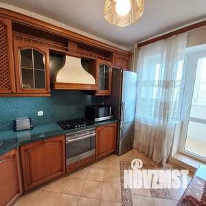 1-к квартира, посуточно, 43м2, 6/9 этаж