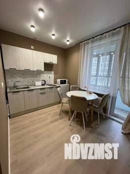 1-к квартира, посуточно, 55м2, 1/1 этаж