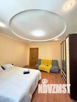 1-к квартира, посуточно, 55м2, 1/1 этаж