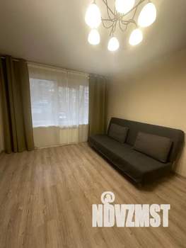 2-к квартира, посуточно, 42м2, 1/5 этаж