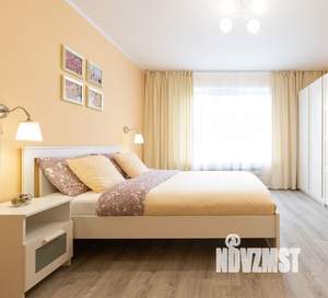 1-к квартира, посуточно, 38м2, 6/9 этаж
