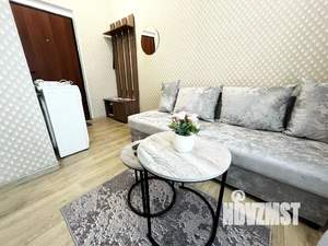 Студия квартира, посуточно, 14м2, 2/5 этаж