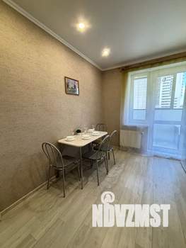 1-к квартира, посуточно, 40м2, 2/17 этаж