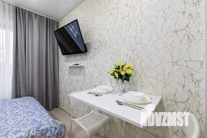 Студия квартира, посуточно, 20м2, 1/18 этаж