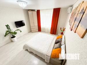 1-к квартира, посуточно, 36м2, 9/9 этаж