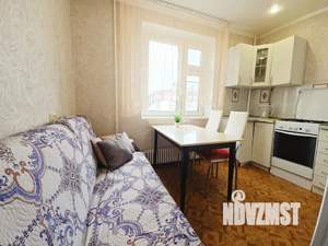 1-к квартира, посуточно, 38м2, 4/9 этаж
