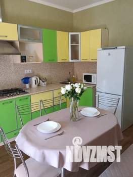 1-к квартира, посуточно, 44м2, 5/10 этаж