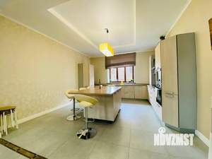 3-к квартира, посуточно, 166м2, 1/1 этаж